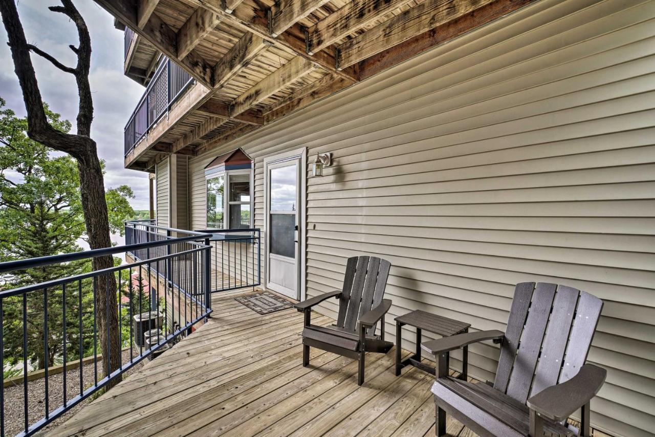 Waterfront Lake Ozark Condo With Deck And Pools Εξωτερικό φωτογραφία